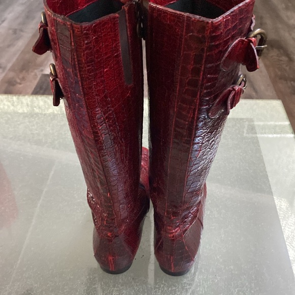 couture Donald J Pliner boot - Picture 3 of 6